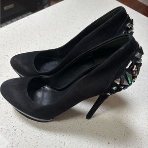 B Brian Atwood Ferranta Jeweled Pumps. Size 6.5